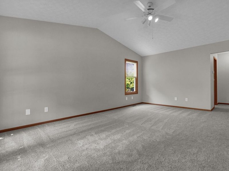 7784 Leaview Drive, Columbus, OH 43235 Photo 9