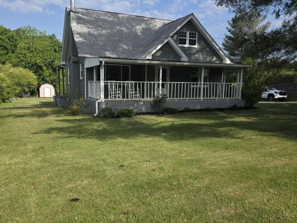 8421 Middle Valley Road, Hixson, TN 37343