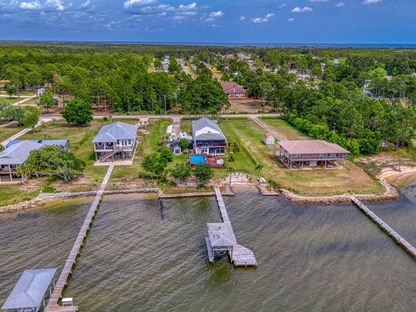 1089 Pearson Road, Milton, FL 32583