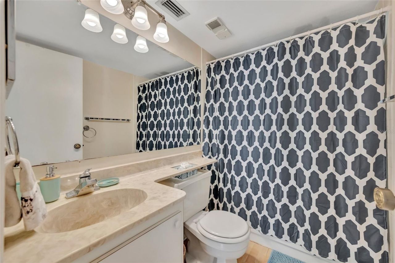 3221 Beneva Road, Unit 102, Sarasota, FL 34232 Photo