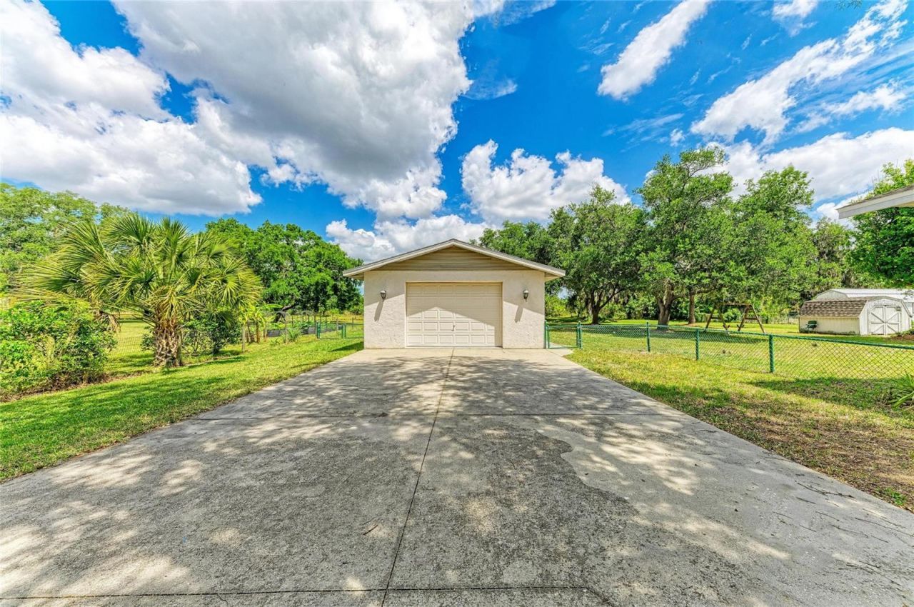 6109 26th Avenue E, Bradenton, FL 34208 Photo