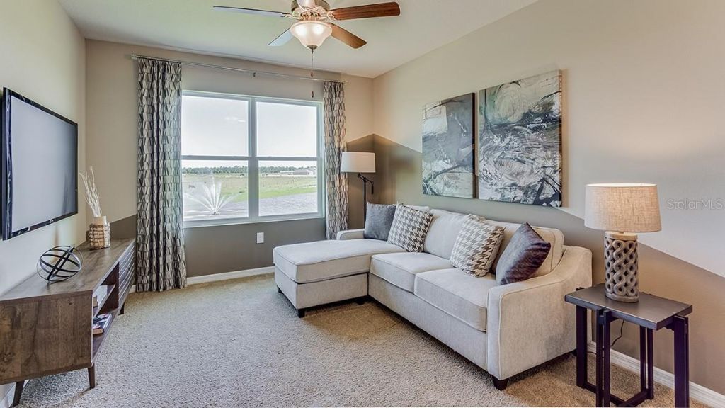 5810 Silver Moonlight Drive, Palmetto, FL 34221 Photo