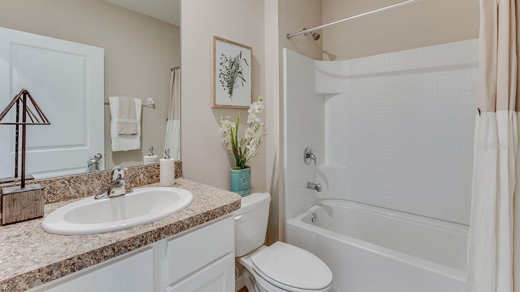 5810 Silver Moonlight Drive, Palmetto, FL 34221 Photo