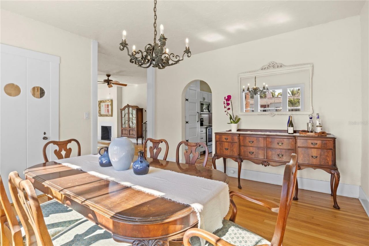 7810 Senrab Drive, Bradenton, FL 34209 Photo
