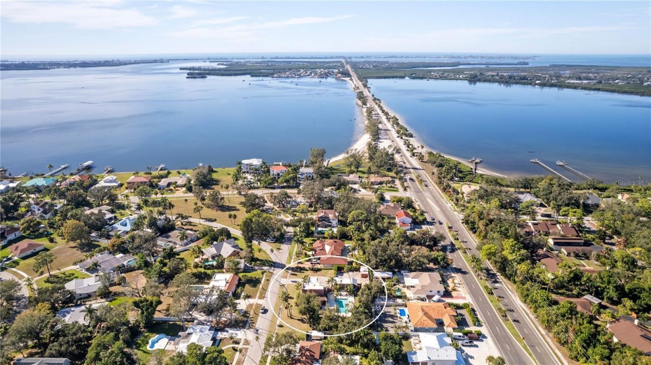 7810 Senrab Drive, Bradenton, FL 34209 Photo