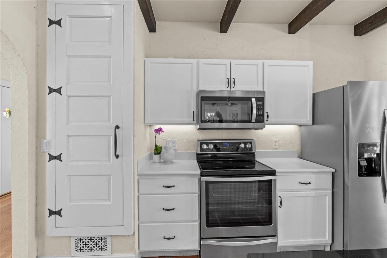 7810 Senrab Drive, Bradenton, FL 34209 Photo