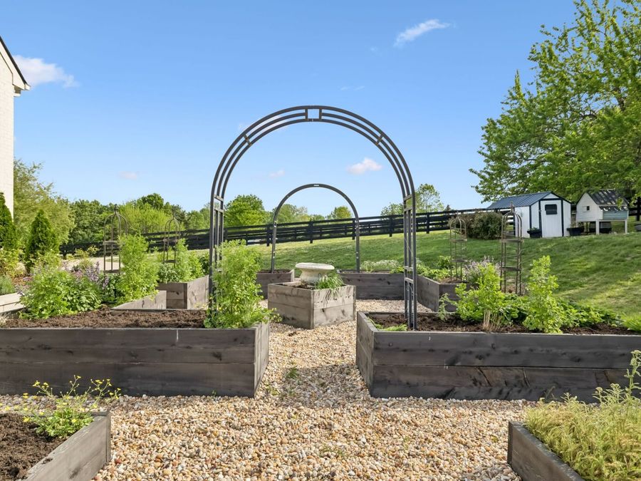 Property Image 80