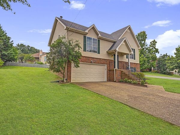 800 Cold Creek Trl , Nashville, TN 37211