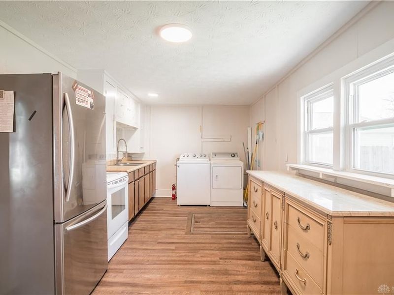 313 E Oakwood Street, Bradford, OH 45308 Photo 10