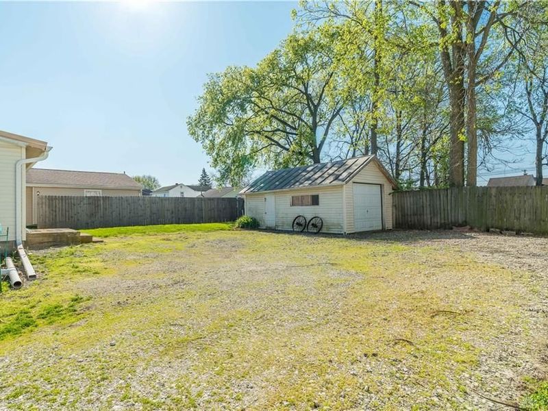 313 E Oakwood Street, Bradford, OH 45308 Photo 17