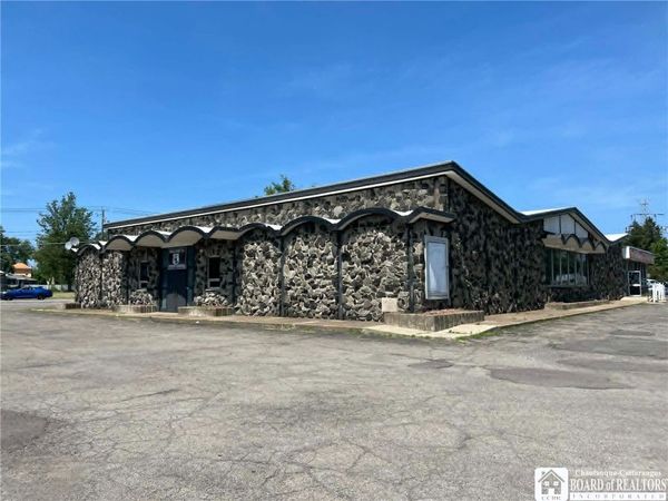 296 Lake Shore Drive W, Dunkirk, NY 14048