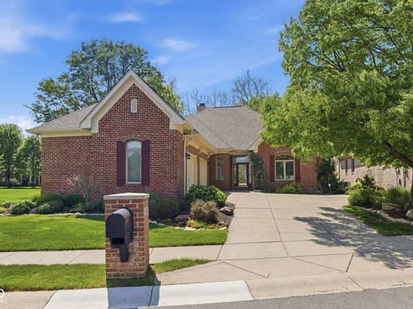 11168 Valeside Crescent, Carmel, IN 46032