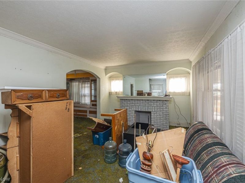 8214 Essen Avenue, Parma, OH 44129 Photo 12