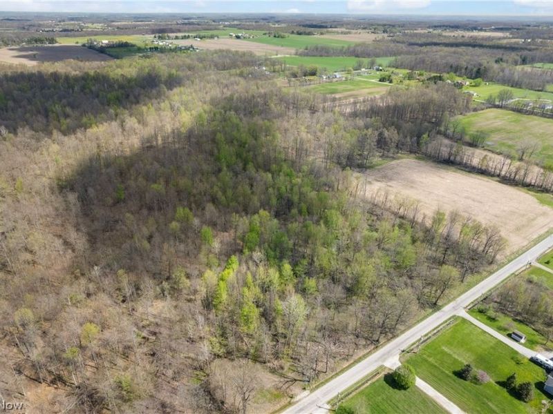 616 Township Road 150, Sullivan, OH 44880 Photo 6