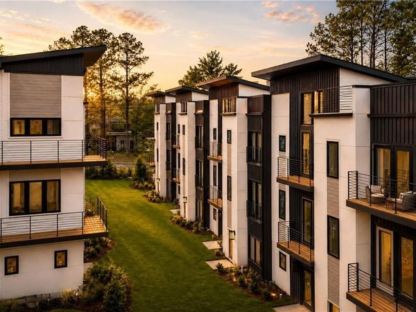 1198 Penny Lane, Atlanta, GA 30324