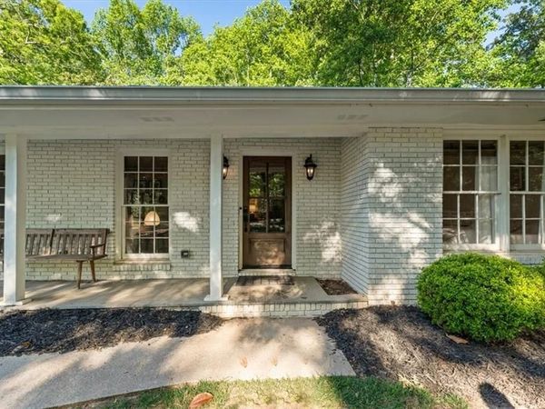 230 Dania Drive , Alpharetta, GA 30009