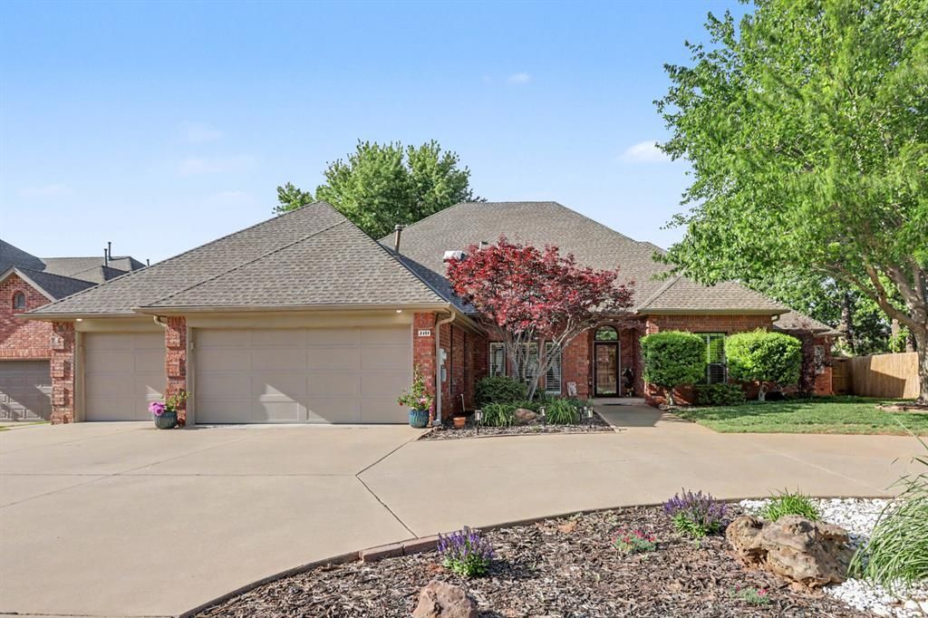 2417 Ashecroft Circle, Edmond, OK 73034 Main Photo
