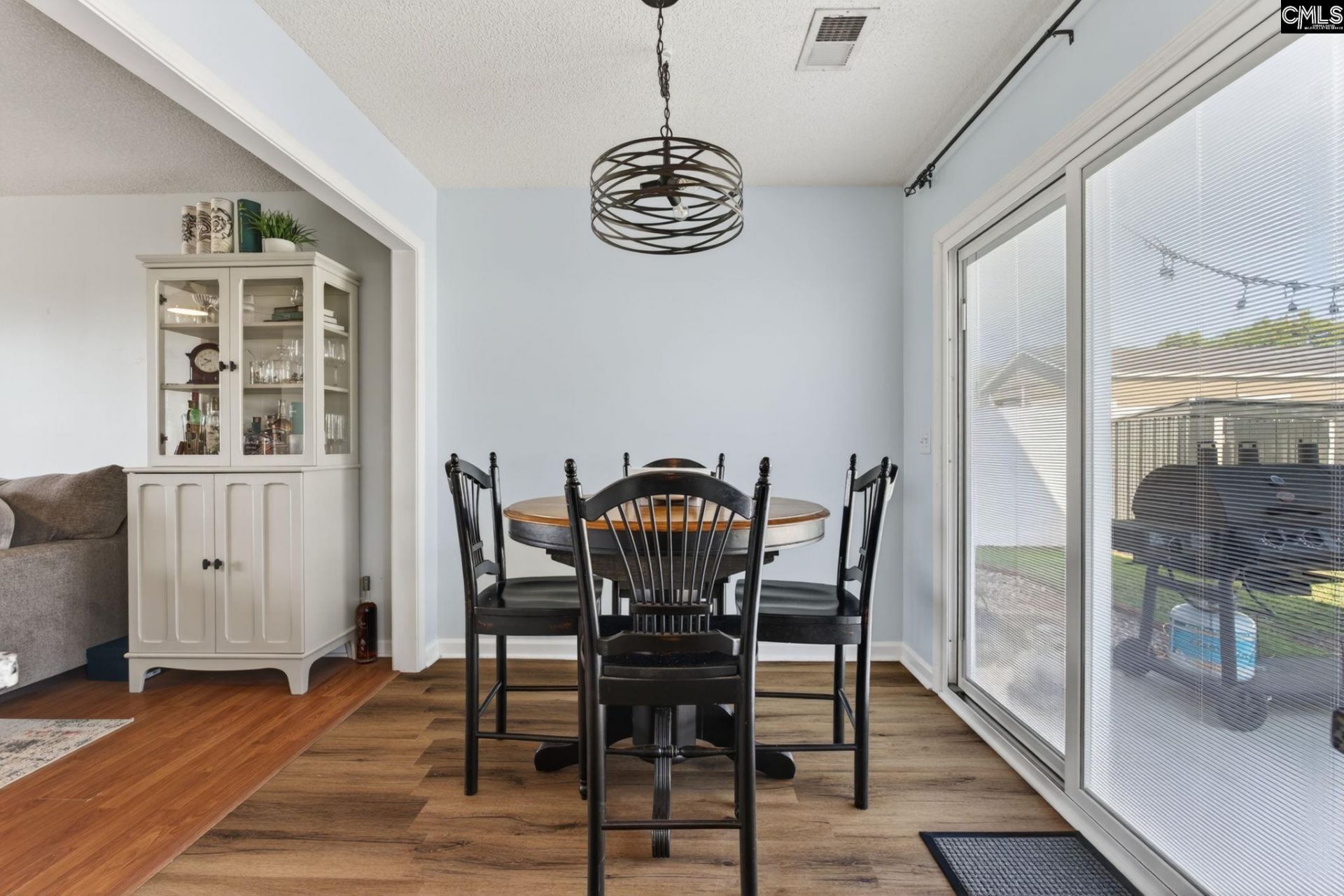 226 Arthurdale Drive  Photo 11