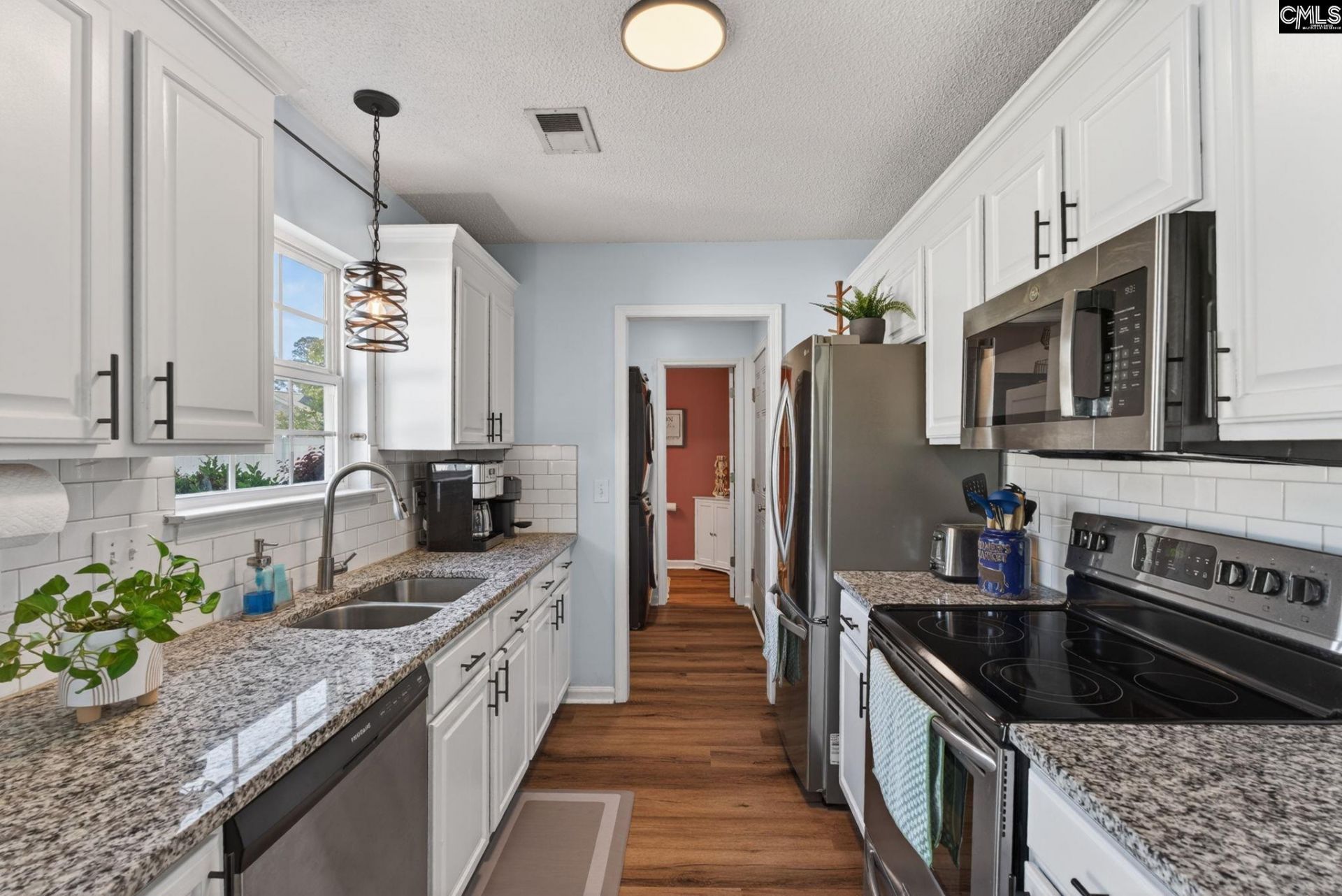 226 Arthurdale Drive  Photo 13