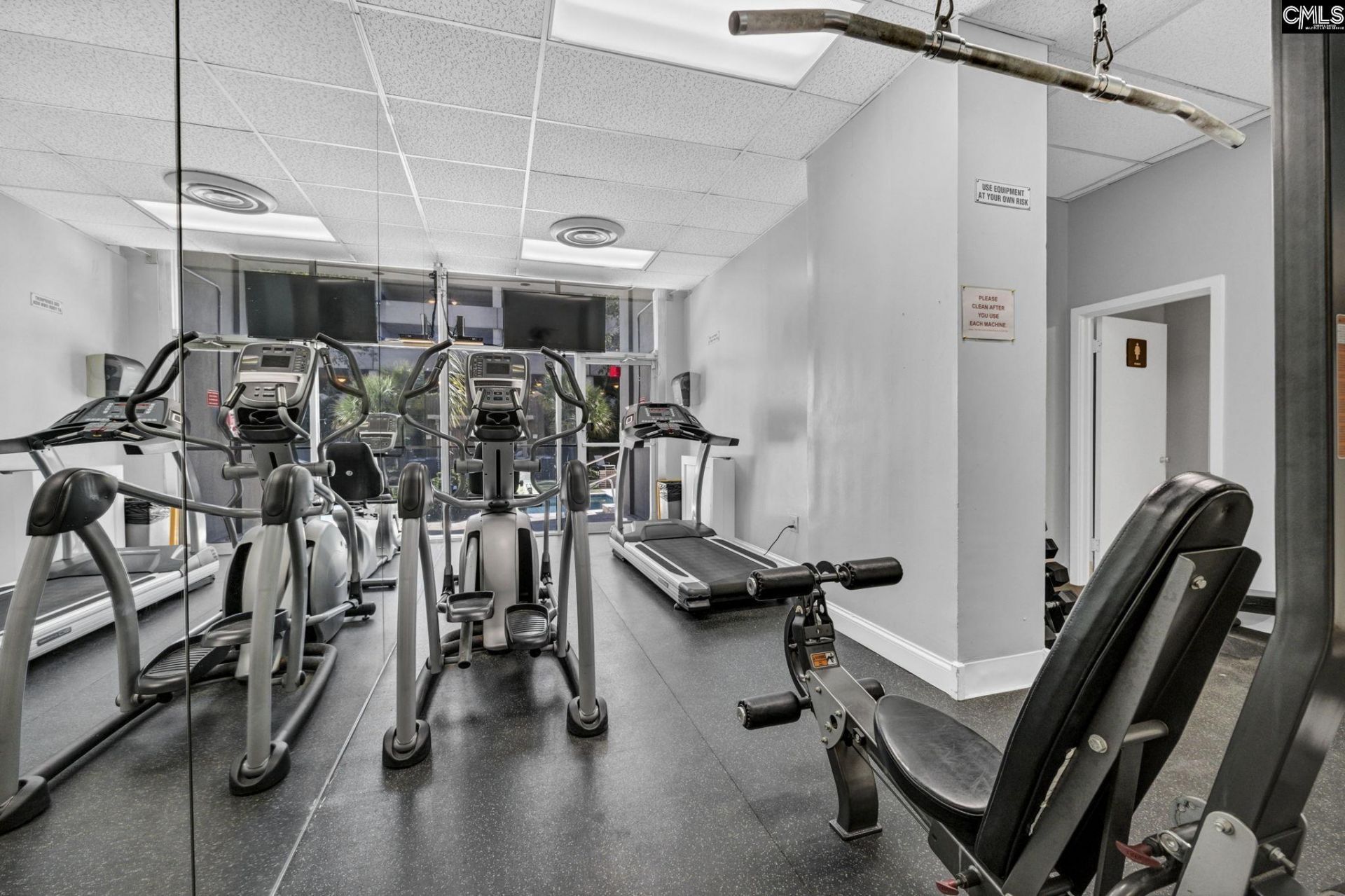 1520 Senate Street  Photo 7