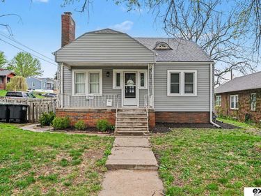 1944 S 50 Avenue , Omaha, NE 68106