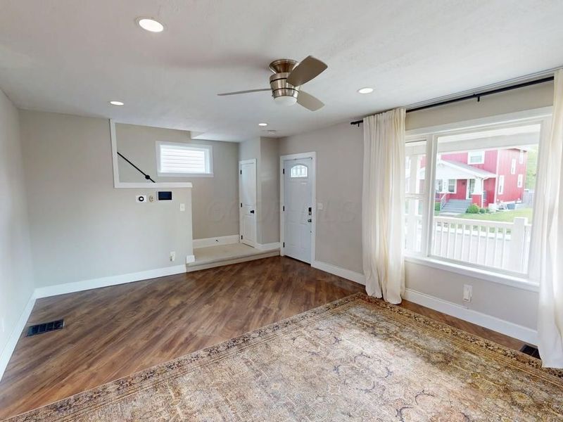 977 Gilbert Street, Columbus, OH 43206 Photo 6