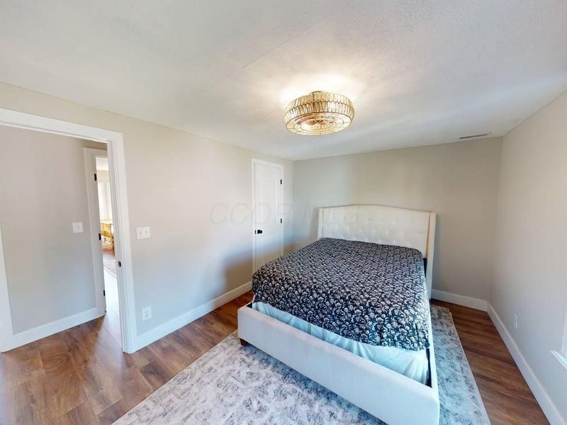 977 Gilbert Street, Columbus, OH 43206 Photo 8