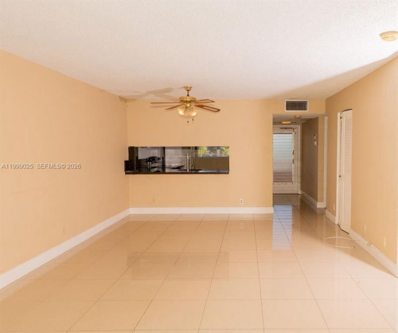 8842 W Mcnab Rd , Unit 302, Tamarac, FL 33321 Photo