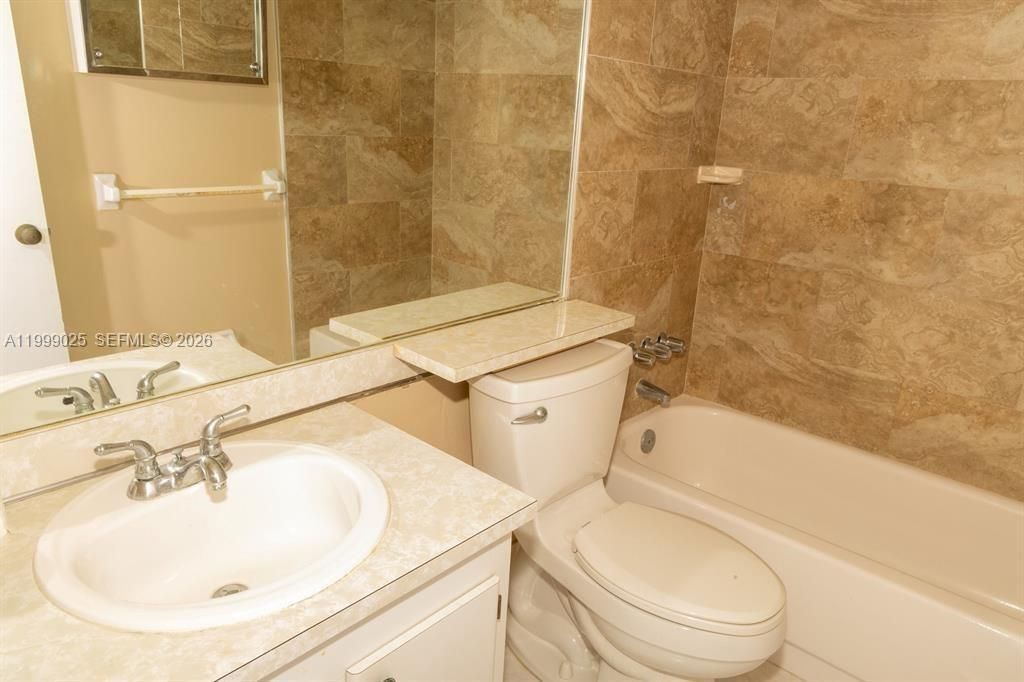 8842 W Mcnab Rd , Unit 302, Tamarac, FL 33321 Photo