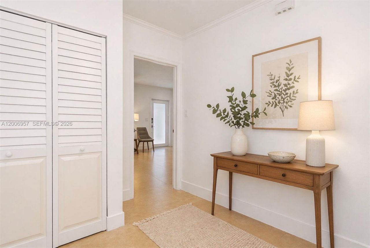 5270 NW 2nd St , Miami, FL 33126 Photo