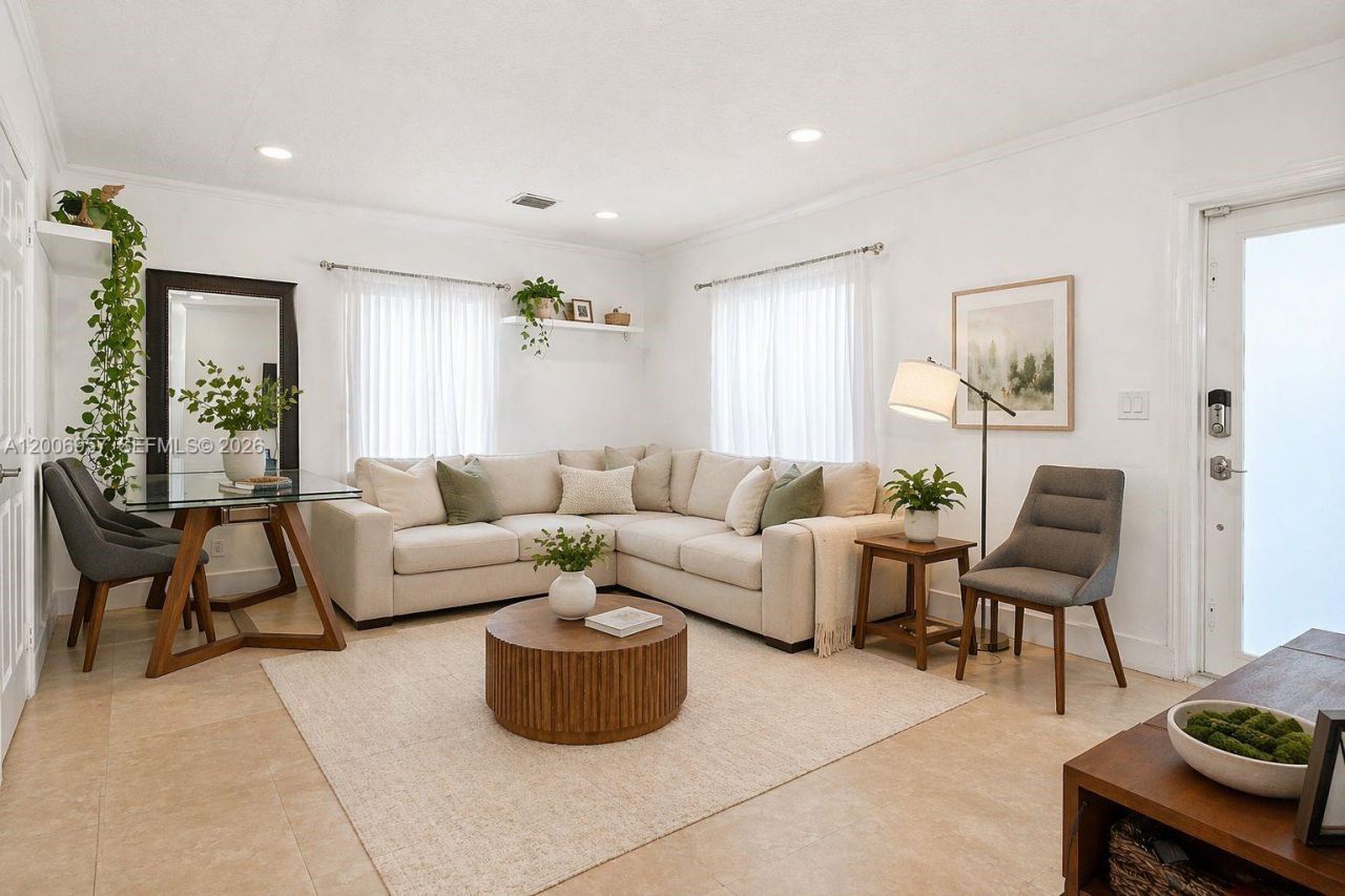 5270 NW 2nd St , Miami, FL 33126 Photo