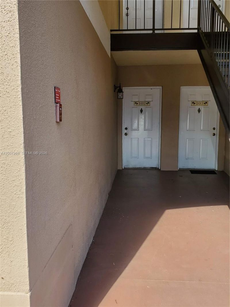 815 W Boynton Beach Blvd, Unit 14-102, Boynton Beach, FL 33426 Photo