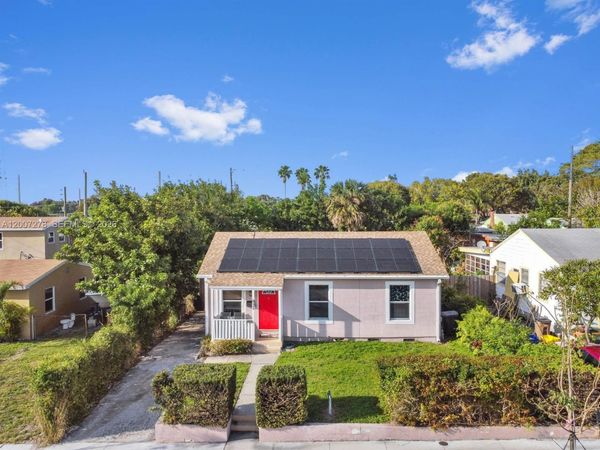 931 35th St , West Palm Beach, FL 33407