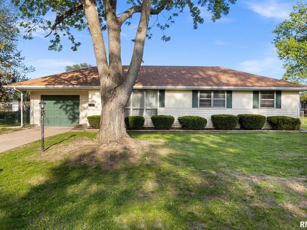 3510 N ELMCROFT Terrace, Peoria, IL 61604