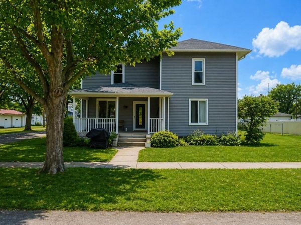 136 Lincoln Street, Lindsey, OH 43442