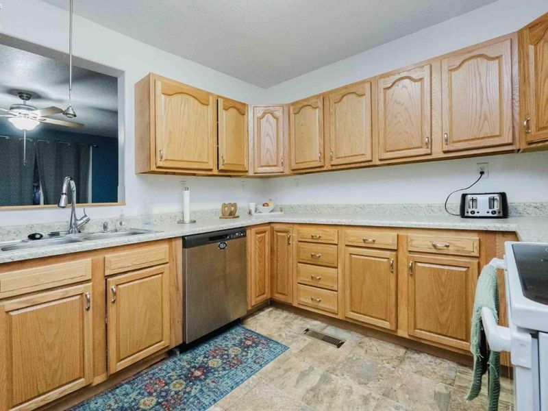 136 Lincoln Street, Lindsey, OH 43442 Photo 11