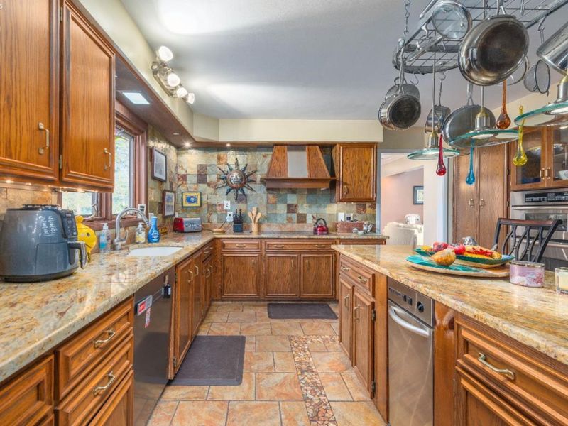 6880 Cliffside, Vermilion, OH 44089 Photo 11