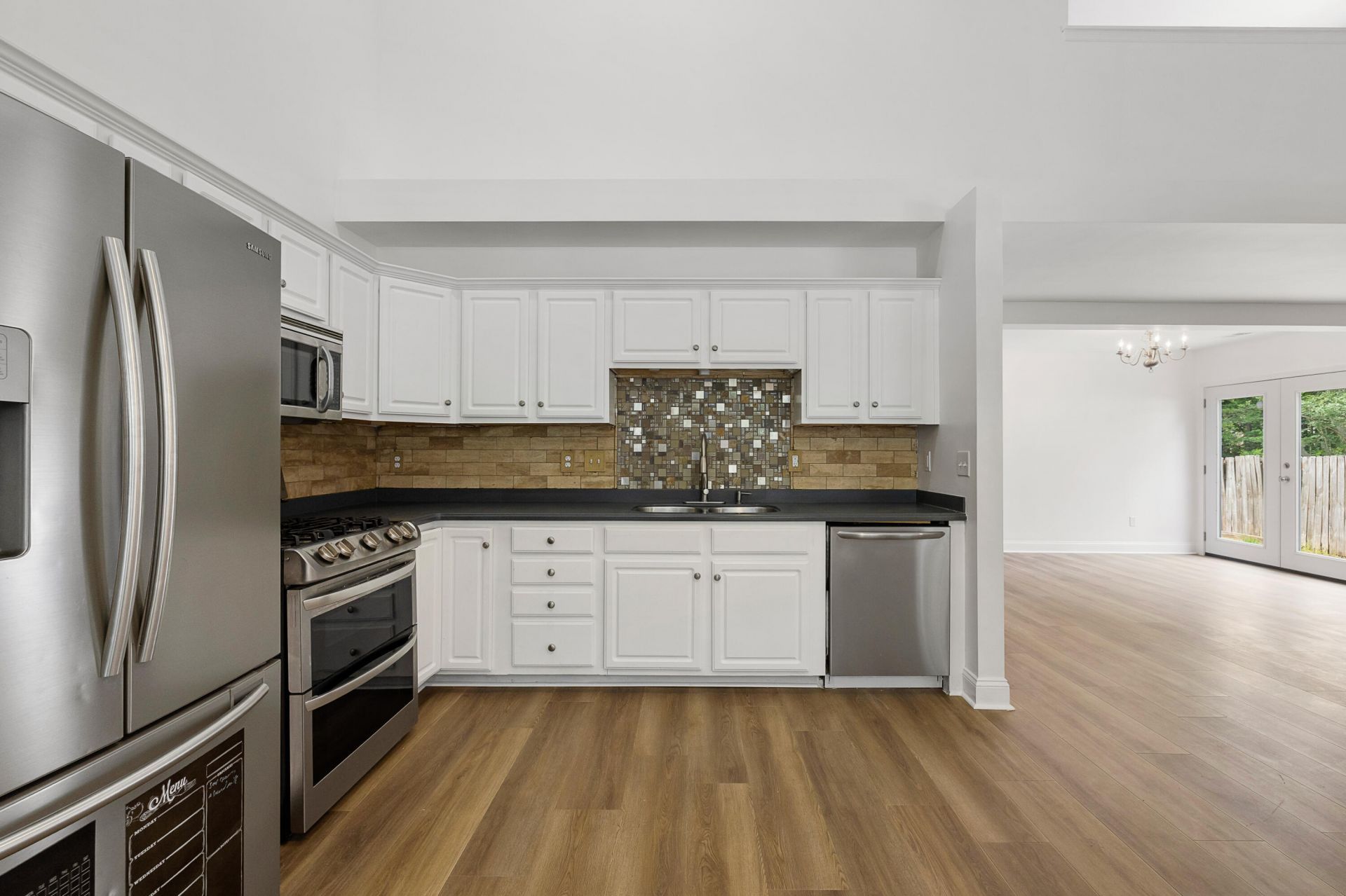 5304 Deep Blue Lane Photo 11