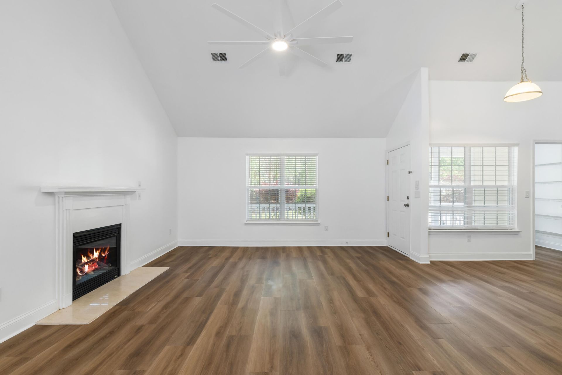 5304 Deep Blue Lane Photo 16