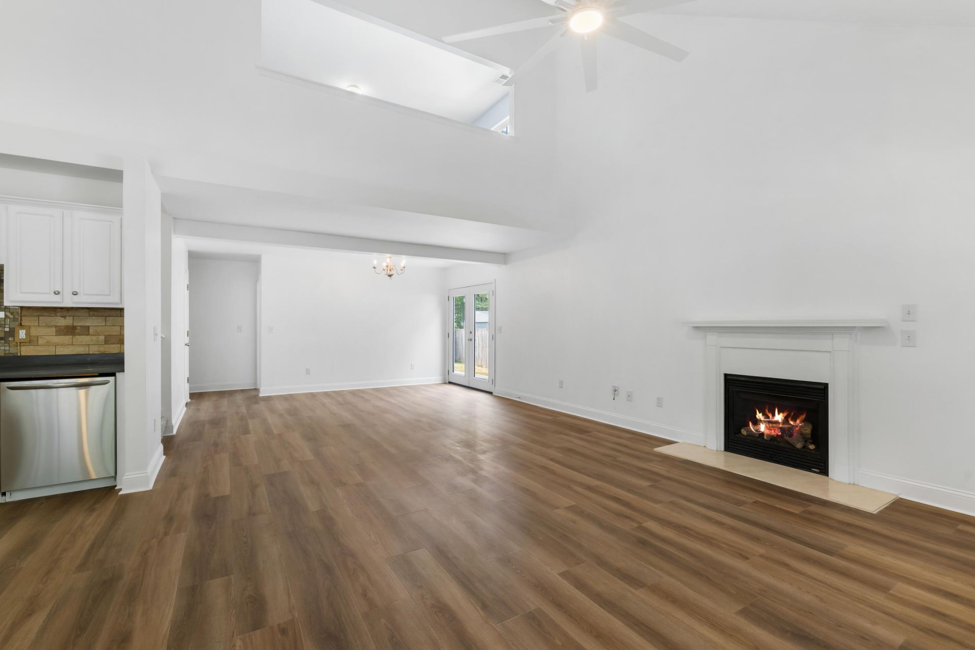 5304 Deep Blue Lane Photo 20