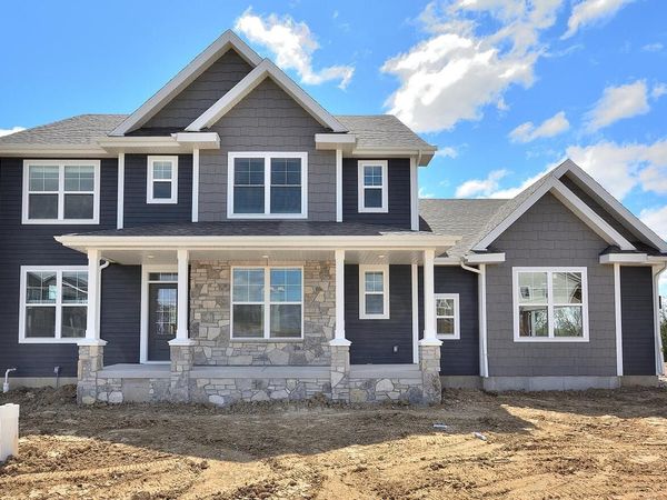 8175 W Bluebird COURT, Mequon, WI 53097