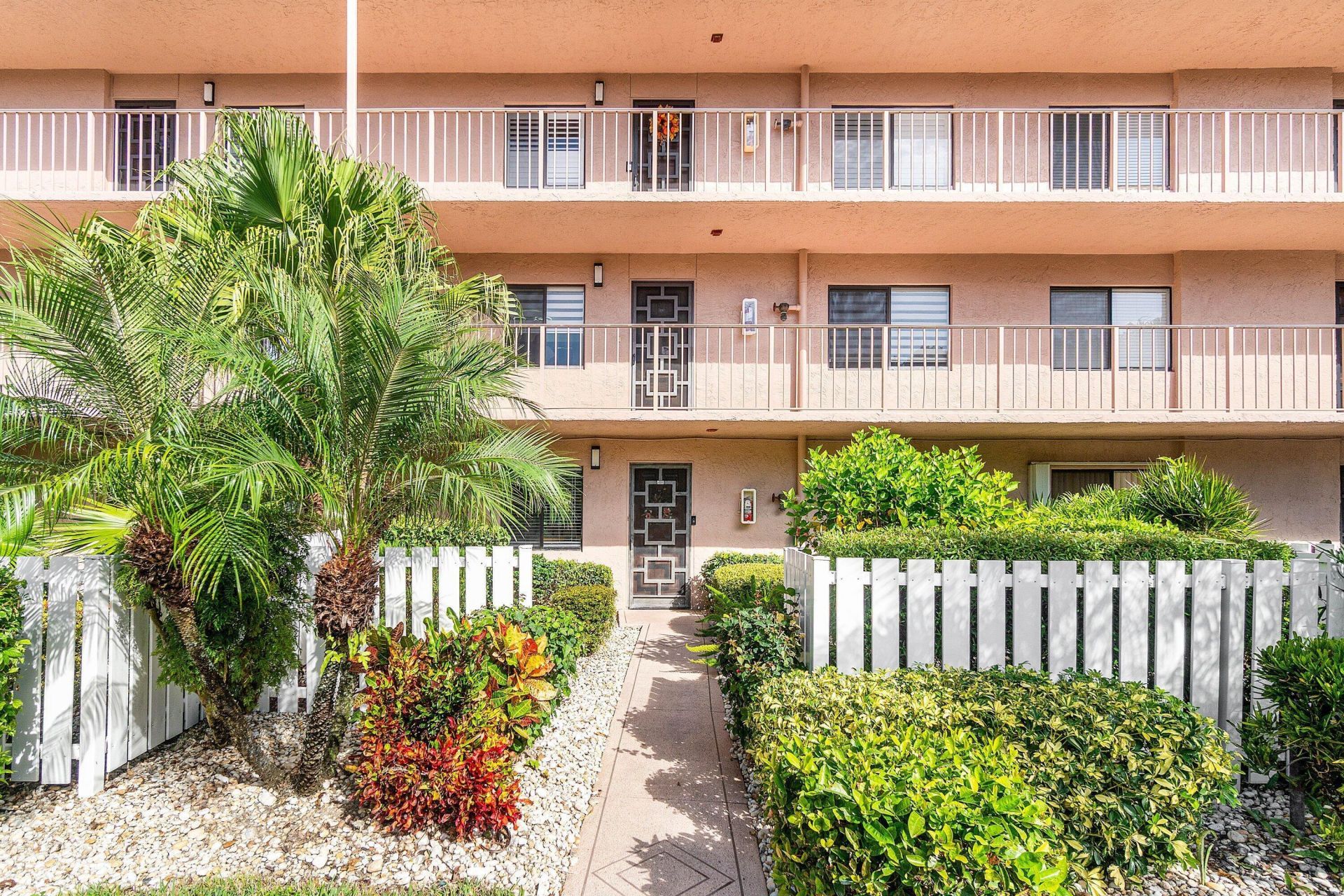 7321 Amberly Lane, Unit 108, Delray Beach, FL 33446 Photo