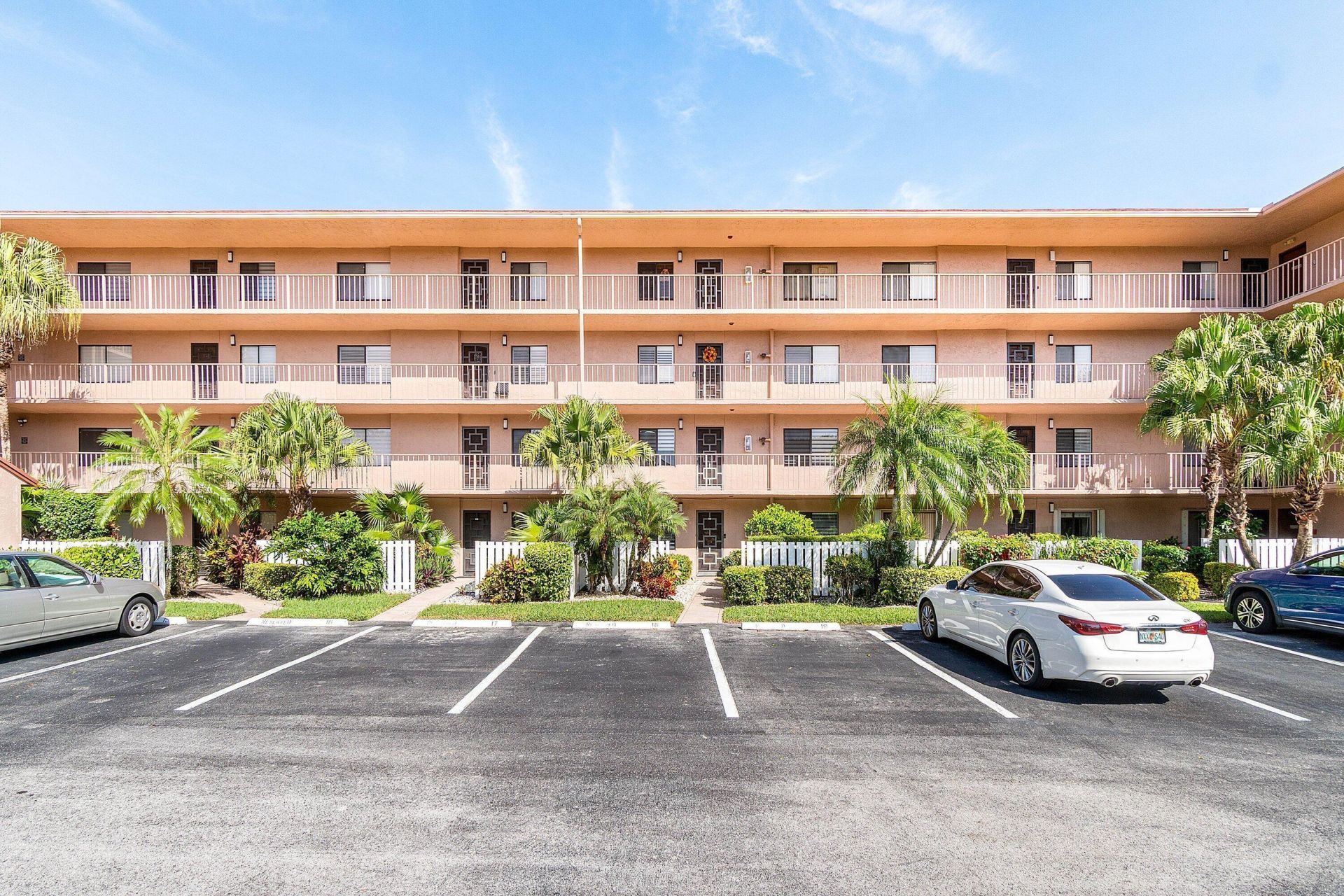 7321 Amberly Lane, Unit 108, Delray Beach, FL 33446 Photo