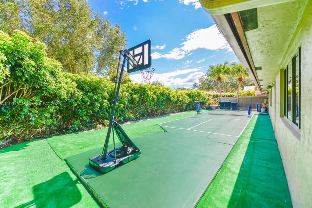 2900 NW 25th Way, Boca Raton, FL 33434 Photo