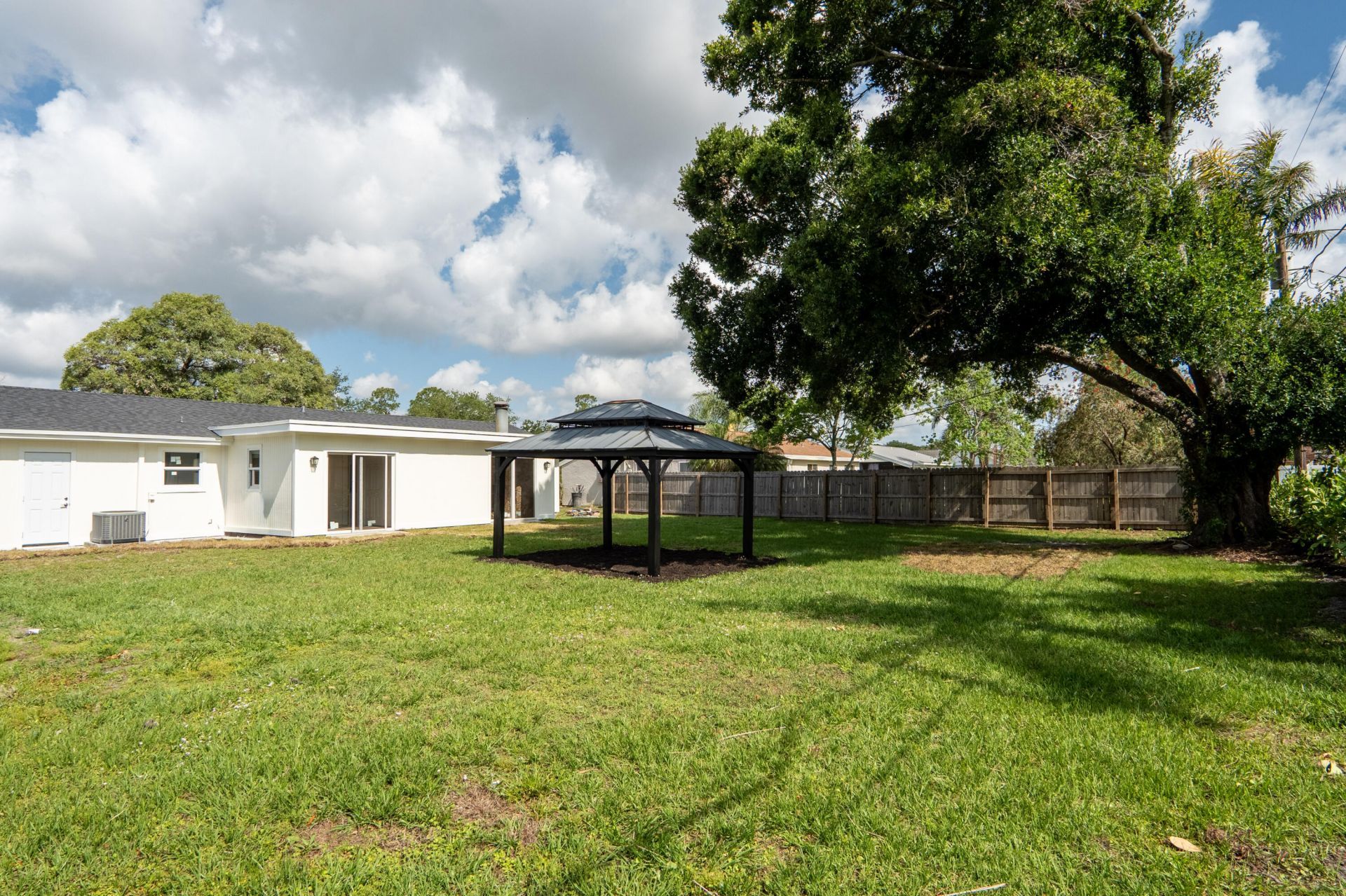 1911 SE Carvalho Street, Port Saint Lucie, FL 34983 Photo