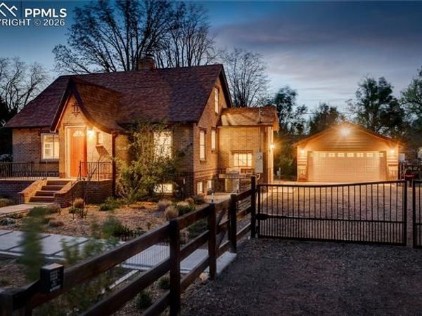 6907 W 12th Avenue, Lakewood, CO 80214