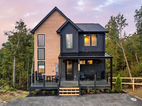 520 New Venture Way, Sevierville, TN 37876