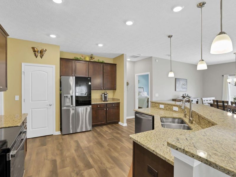 1414 Hemetite Drive , Grove City, OH 43123 Photo 10