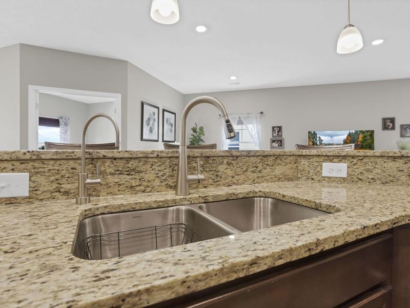 1414 Hemetite Drive , Grove City, OH 43123 Photo 15