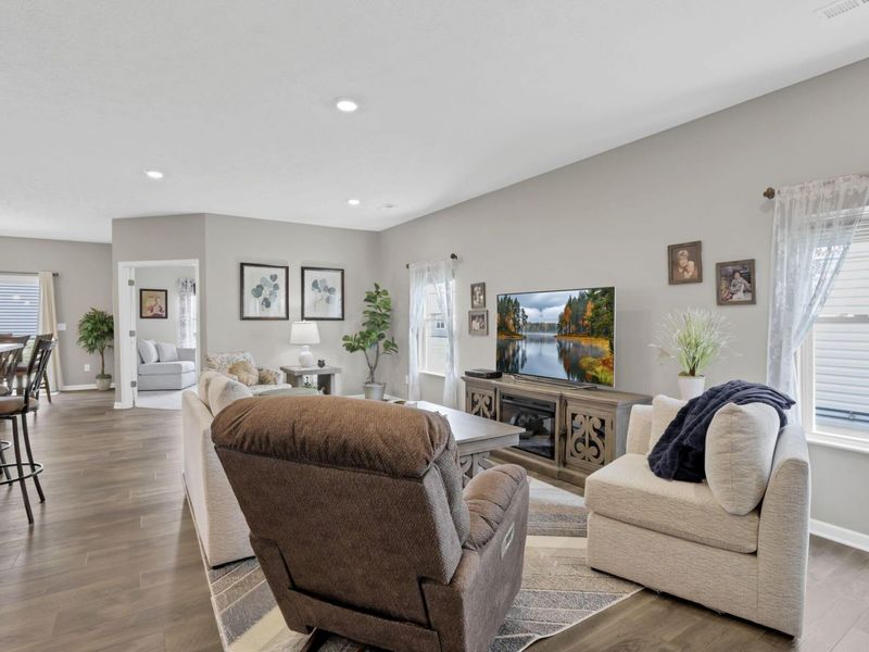 1414 Hemetite Drive , Grove City, OH 43123 Photo 4